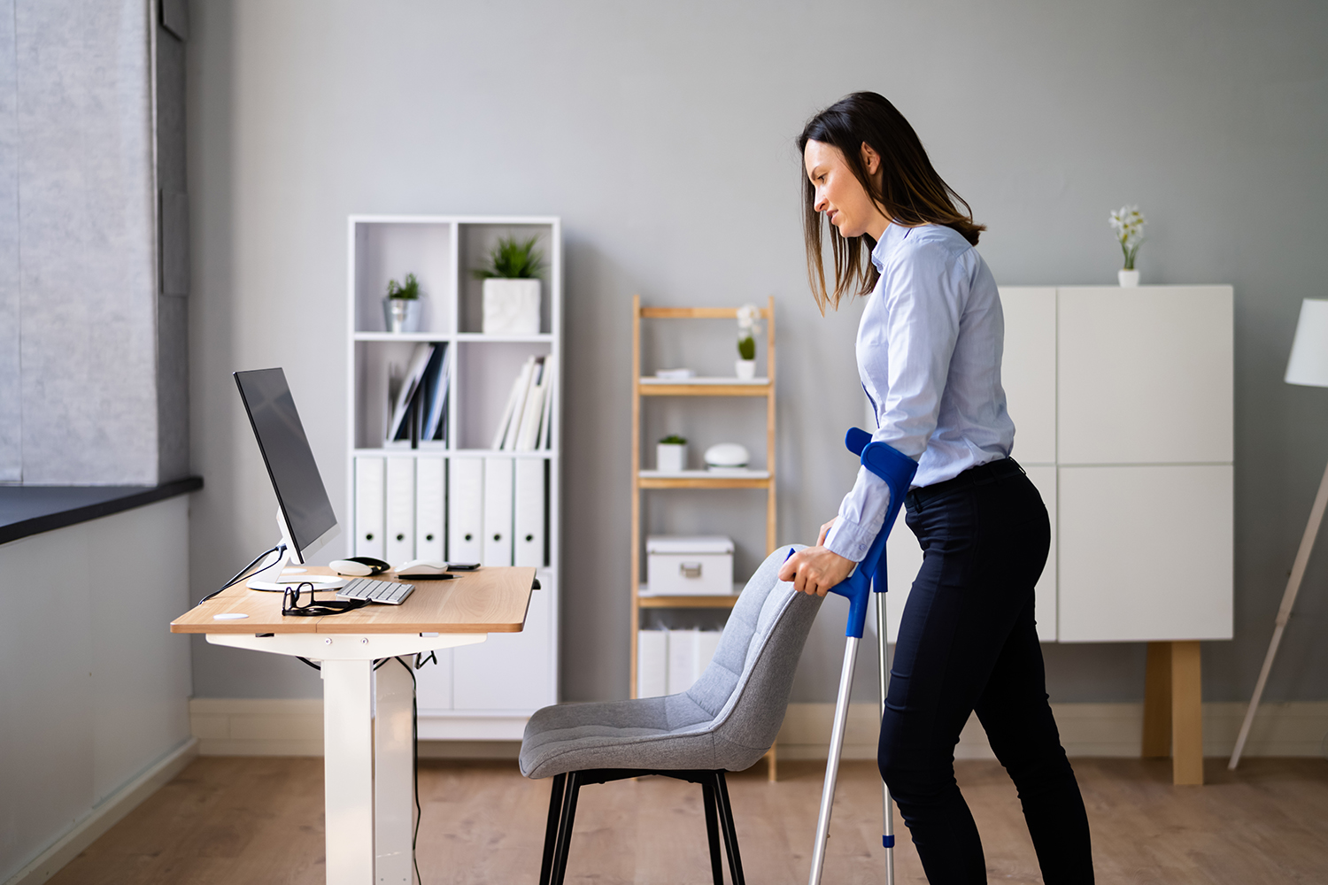 Kula rehabilitacyjna – pomoc, stabilność, i bezpieczne użytkowanie w każdym kroku.